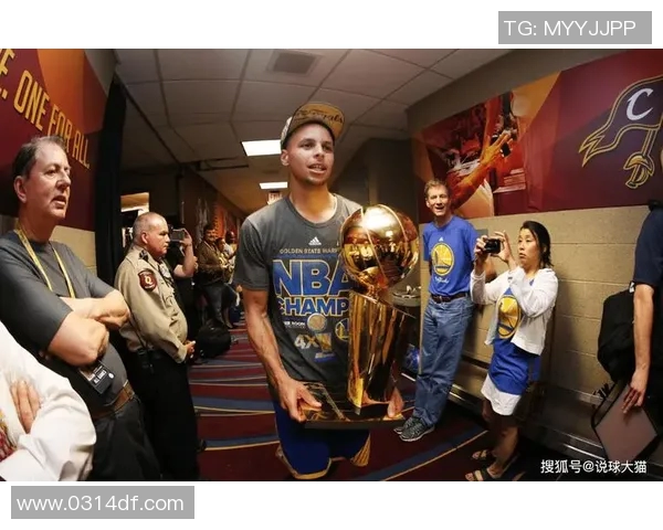 詹姆斯点赞勇士核心库里：NBA最强控卫之一的非凡之路